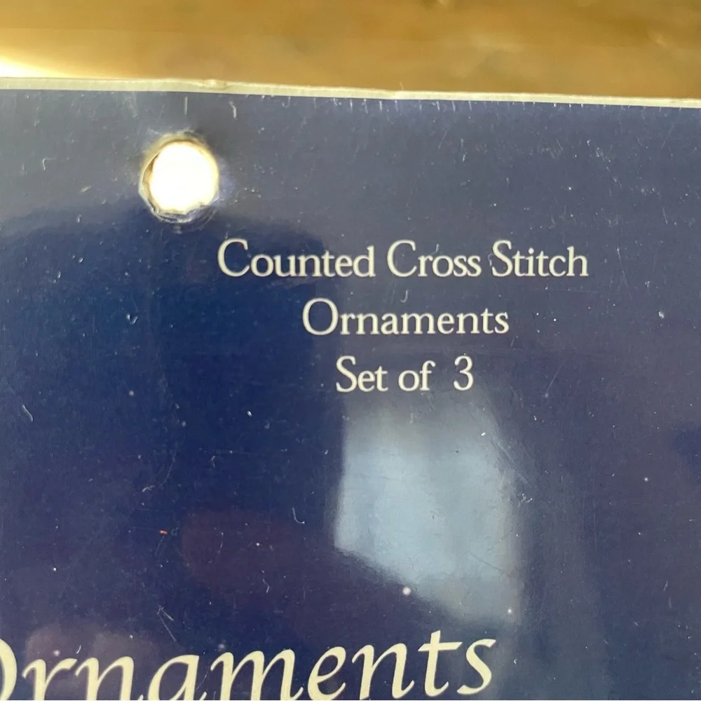 Candamar Designs 2002 Counted Cross Stitch Three Patriotic Heart Ornament #51385